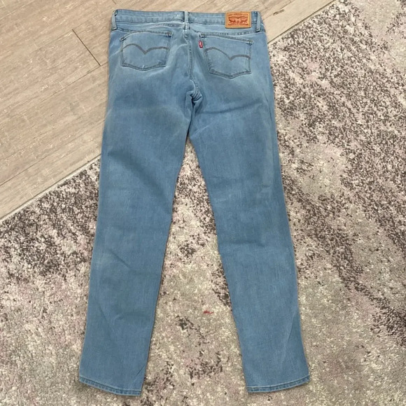 Levi’s Women’s Light Wash 711 Skinny Denim Jeans Sz 28 - Picture 6 of 6